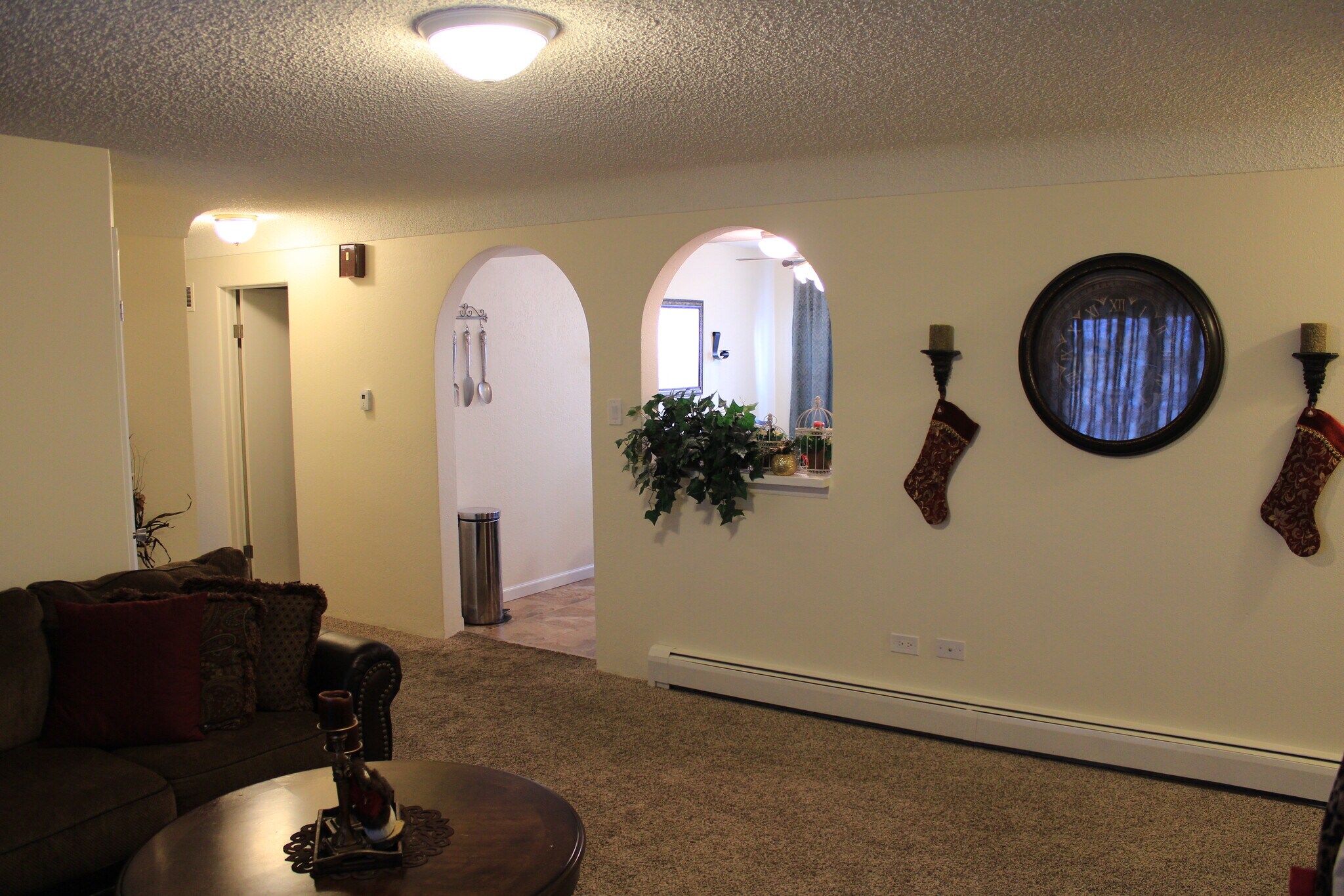 Building Photo - 14455 Jefferson Ave