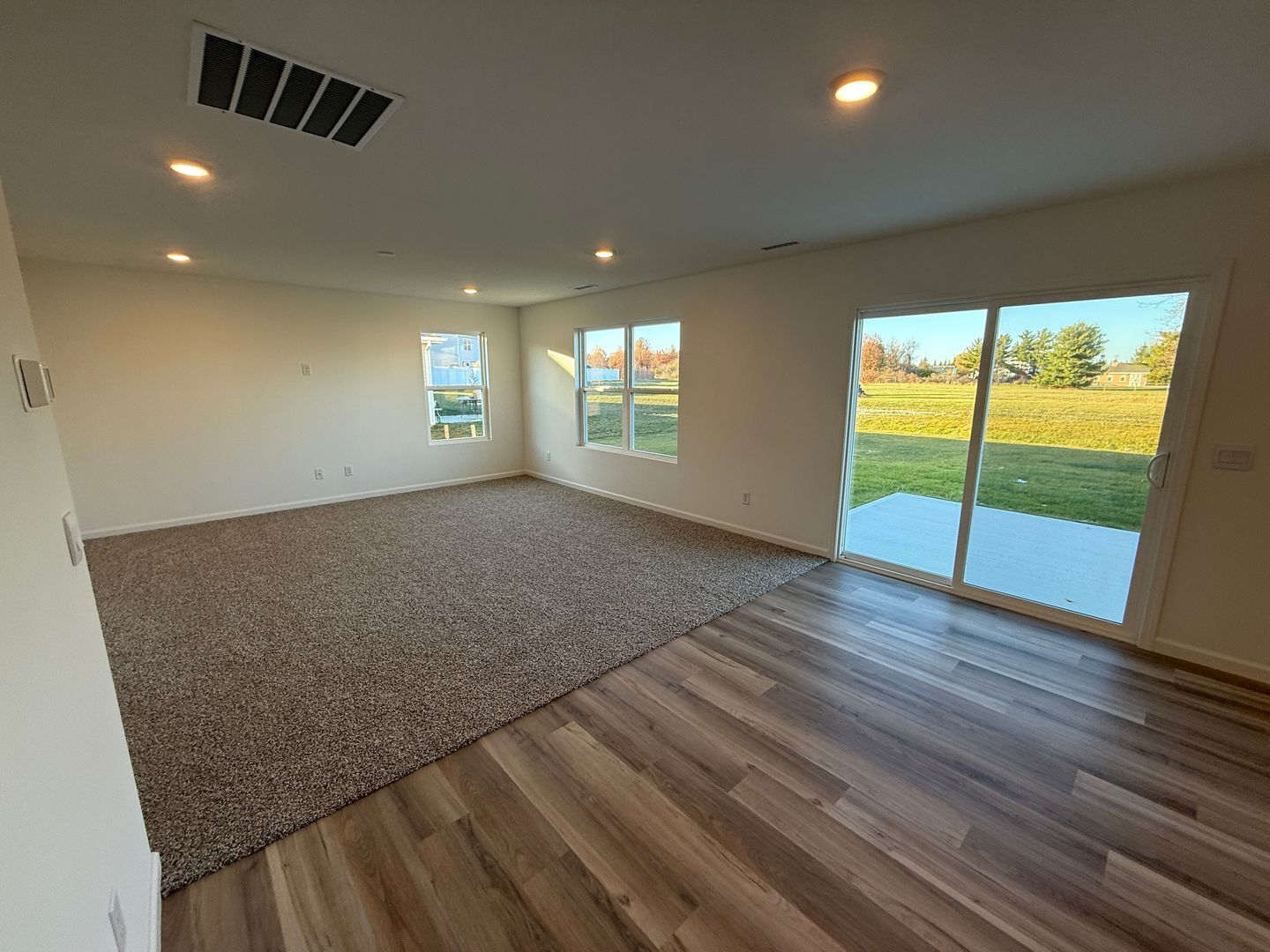 Building Photo - 3902 Bradley Dr