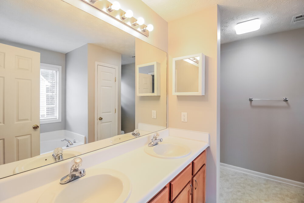 Building Photo - 3415 Wrenwood Ct
