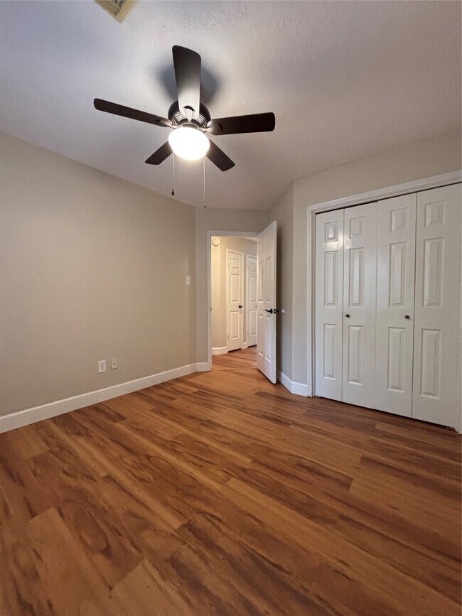 Building Photo - 5007 Pine Prairie Ln