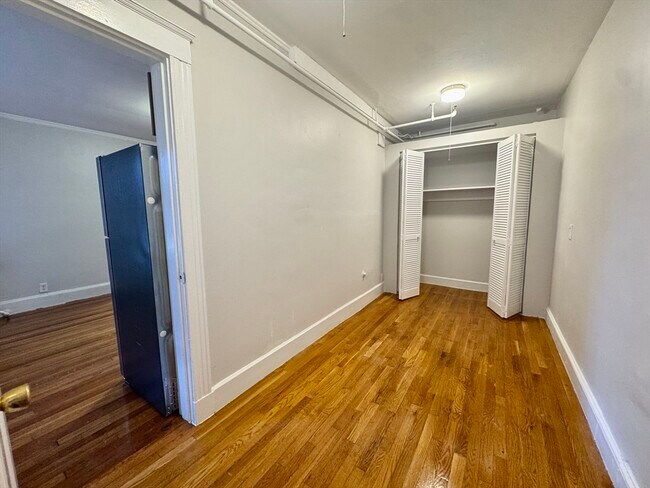 Building Photo - 1615 Commonwealth Ave