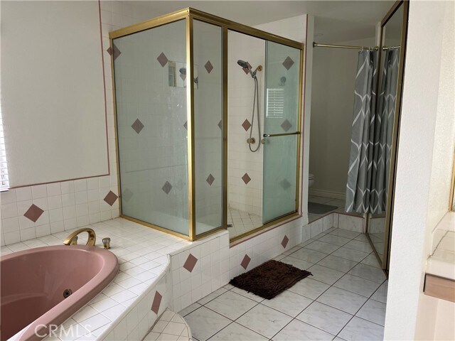 Building Photo - 1657 Meadow Glen Rd