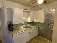 Building Photo - All Utilities Paid - Adorable Fully Furnis...