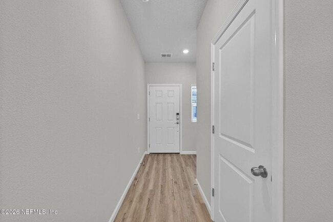Building Photo - 14522 Macadamia Ln