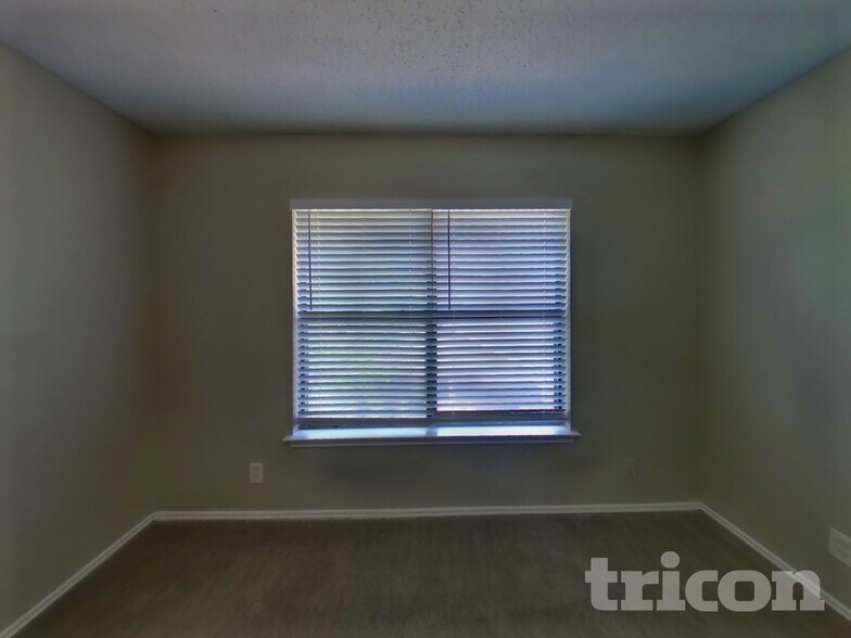 Building Photo - 8028 Copper Trail Dr