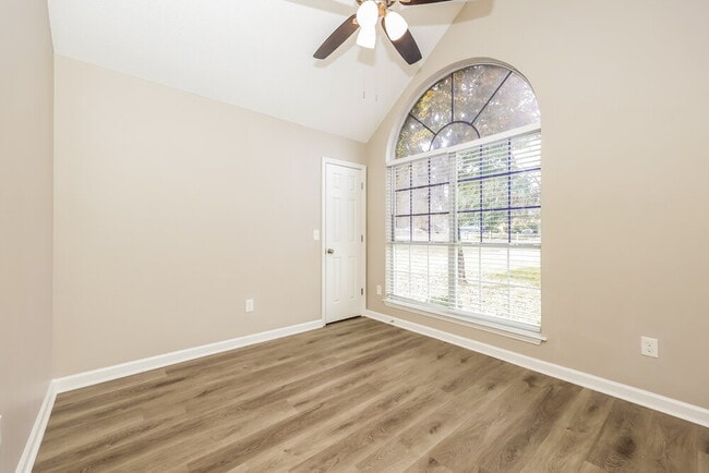 Building Photo - 171 Bill Stewart Blvd