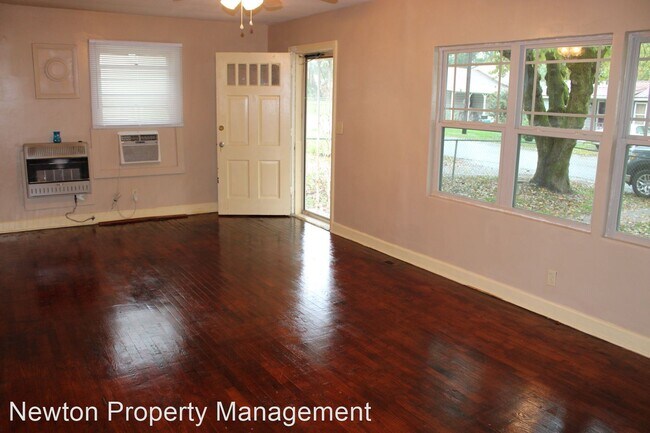 Building Photo - 3 br, 1 bath House - 405 Vine Street