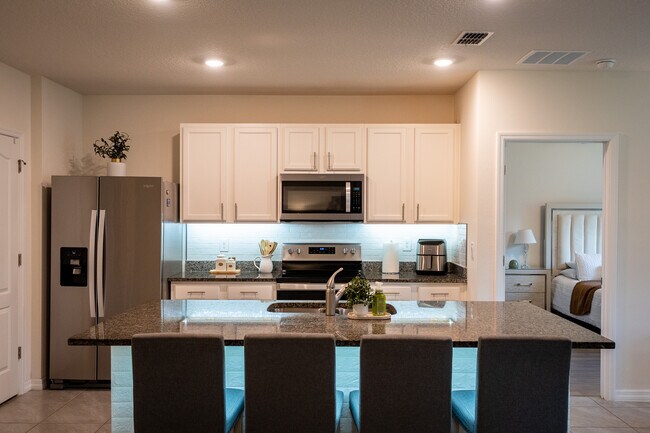 Building Photo - 5230 Bracks Landing Dr