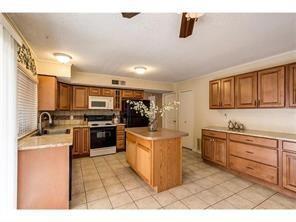 Building Photo - 3100 Charter Oak Dr