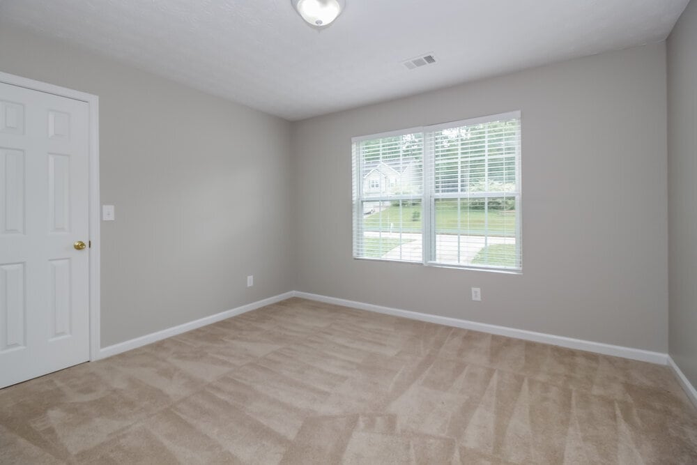 Building Photo - 1200 Catalina Pkwy