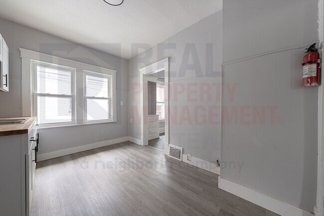 Building Photo - 3473 E 118th St