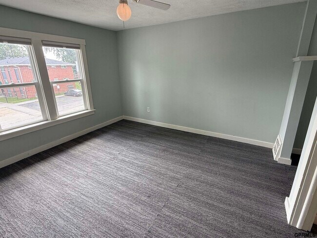 Building Photo - 824 N 47th St