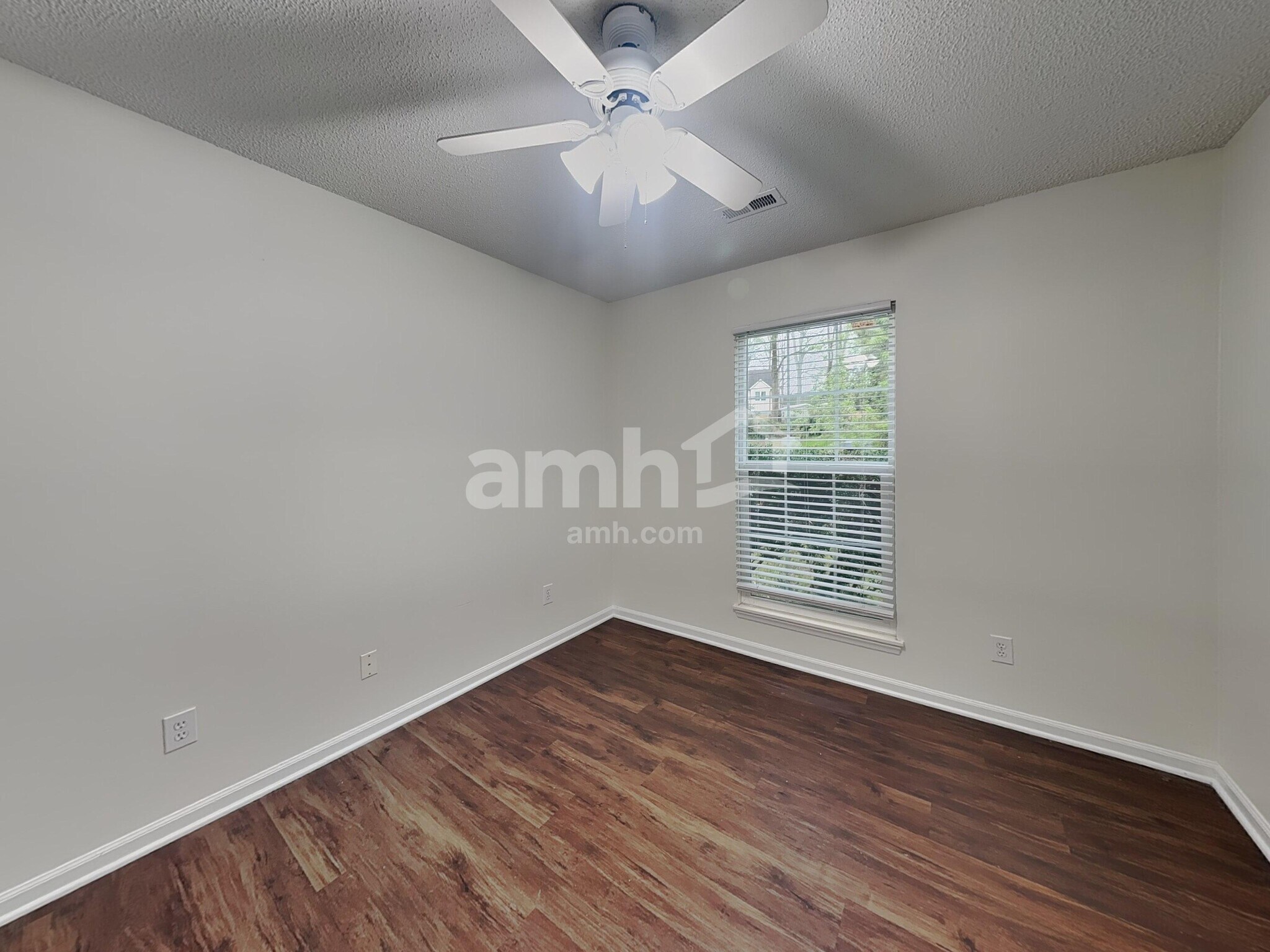 Building Photo - 16518 Amber Field Dr