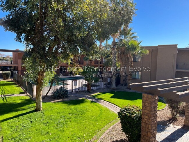Building Photo - 7110 E Continental Dr