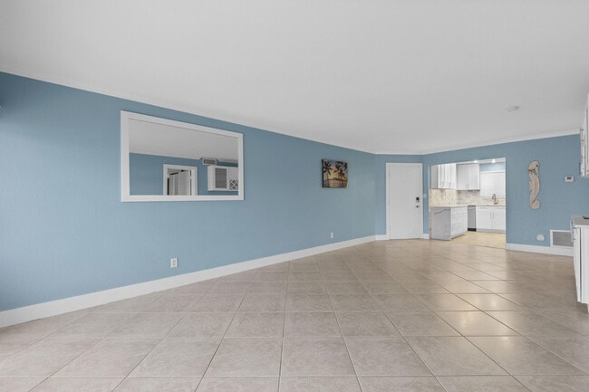 Building Photo - 420 Northlake Ct