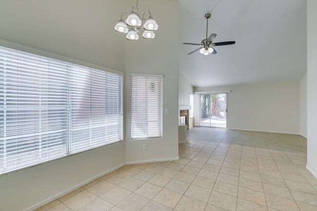 Building Photo - Cozy 3 bedroom single story house in Green Valley
