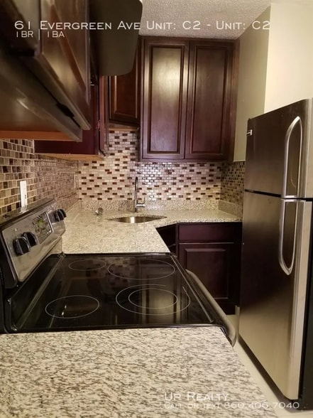 Building Photo - 59-61 Evergreen Ave