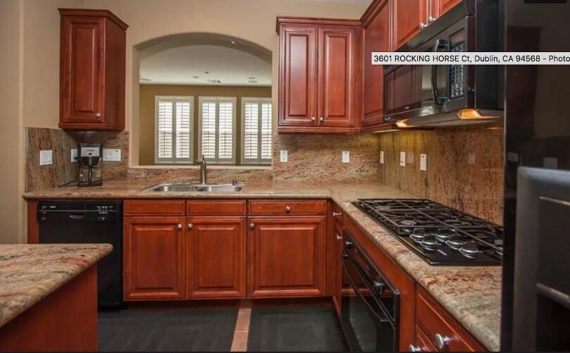 Building Photo - 3601 Rocking Horse Ct