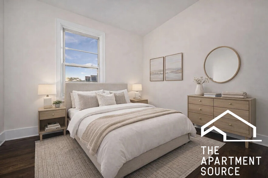 Building Photo - 3749 W School St