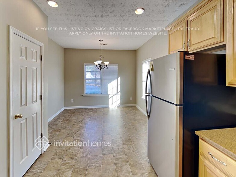 Building Photo - 312 Sunderland Way