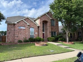 Building Photo - 5816 White Pine Dr