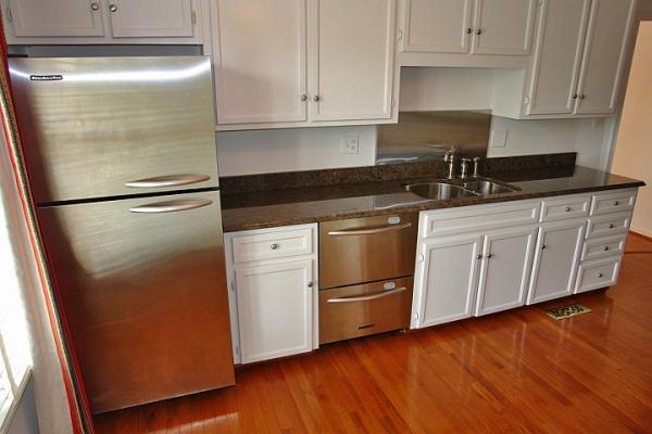Kitchen - 2219 Jefferson St SW