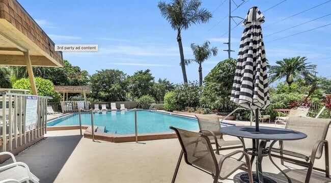 Building Photo - 8950 Park Blvd