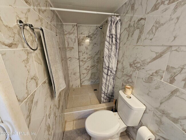 Building Photo - 4324 Naranja Dr S