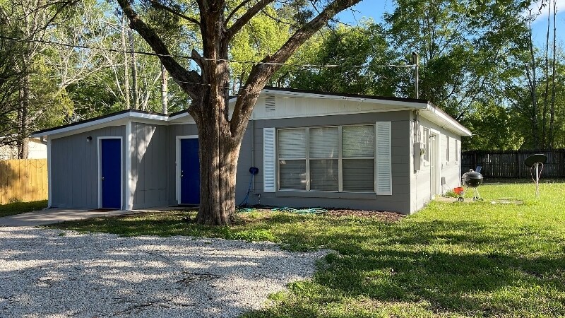 Building Photo - 7086 Queen of Hearts Ct