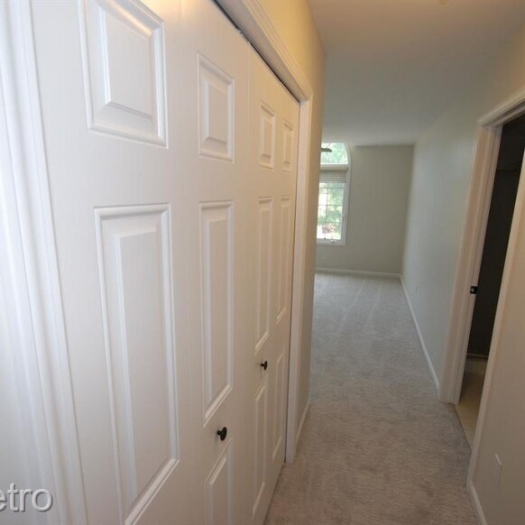 Building Photo - 5121 Parkgate Dr