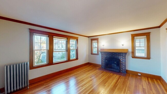 Building Photo - 39-41-41 Upland Rd