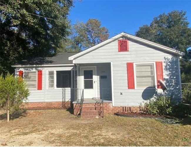 Primary Photo - 1540 Burton Ave