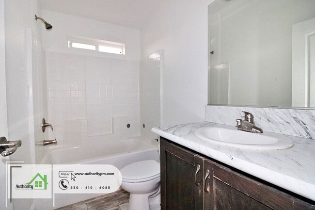 Building Photo - 18848 Lorina Dr