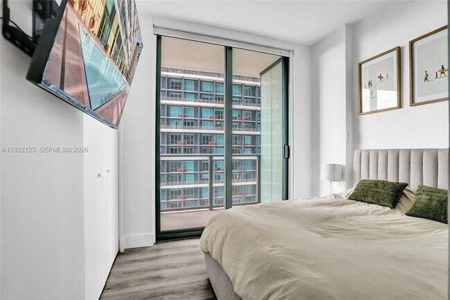 Building Photo - 1300 S Miami Ave