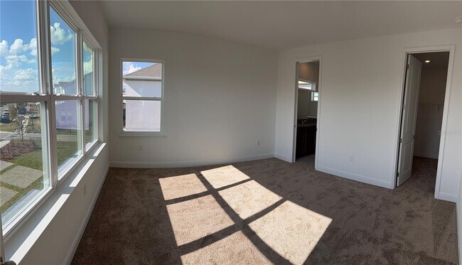 Building Photo - 10374 Pearson Ave