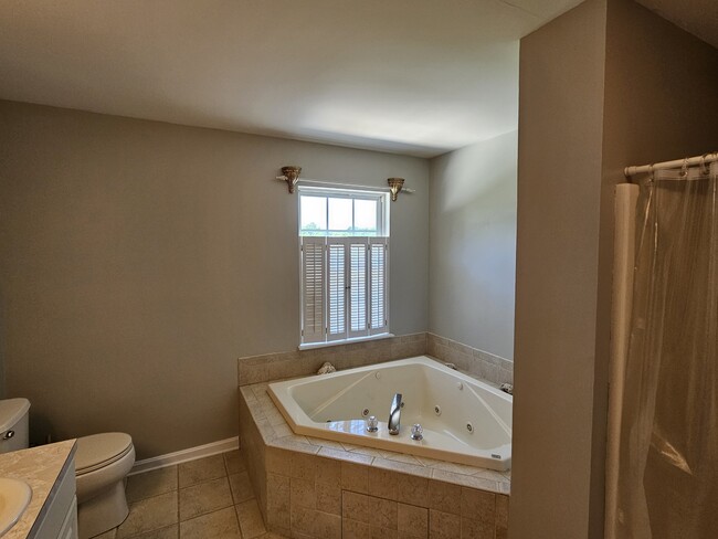 Building Photo - 457 Great Geneva Dr