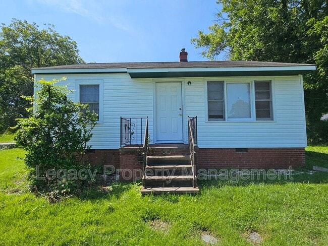 Primary Photo - 609 Shepherd St