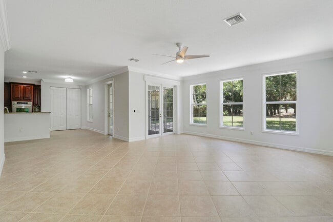 Building Photo - 112 Dunmore Dr