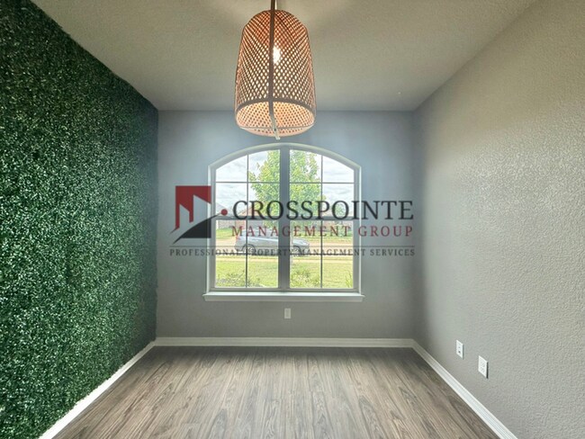 Building Photo - 3 Bedroom 2 Bathroom Home in Lindale!