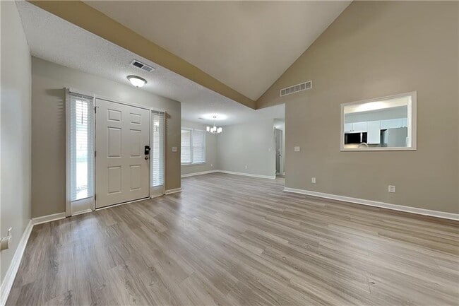 Building Photo - 2868 Evonshire Ln