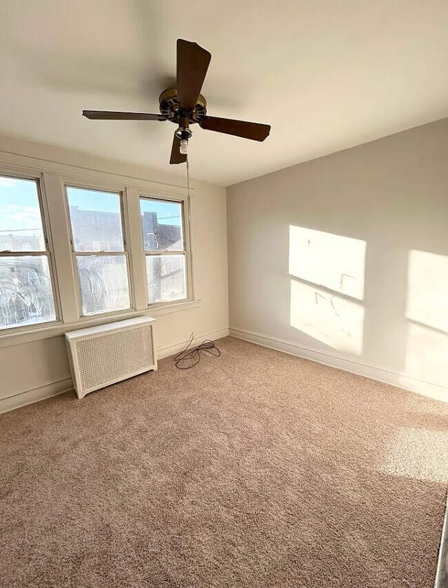 Building Photo - 1605 S Marston St