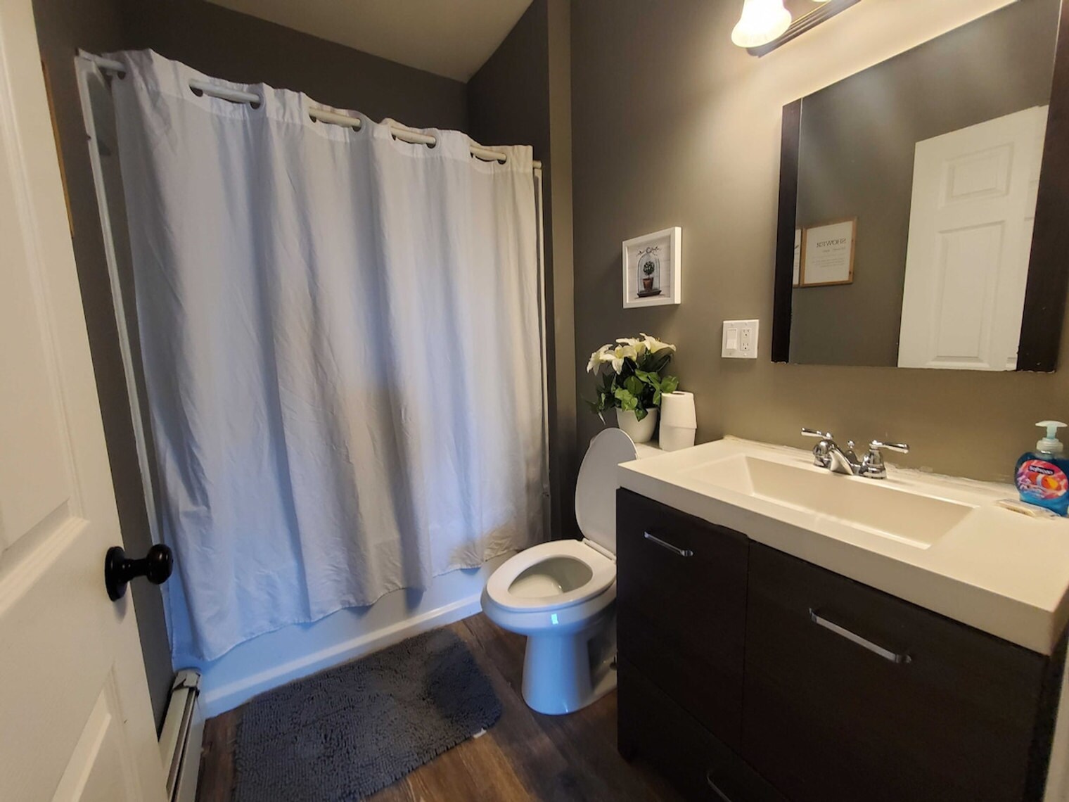 Building Photo - 3 Salmon St