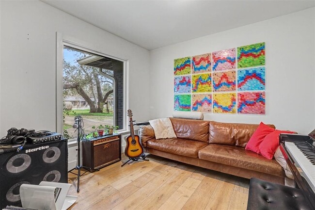 Building Photo - 5803 Shoal Creek Blvd