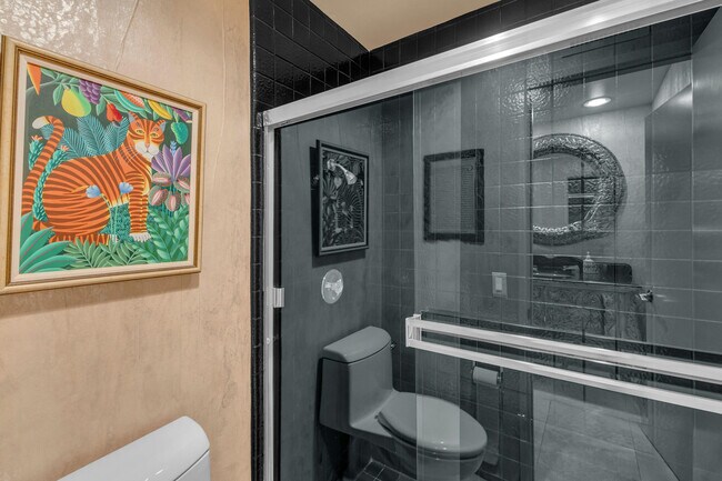 Building Photo - 24 Columbia Dr