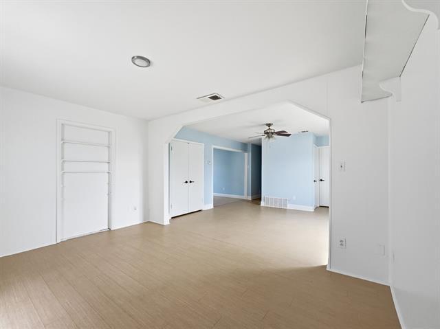 Building Photo - 617 Rosewood Hills Dr