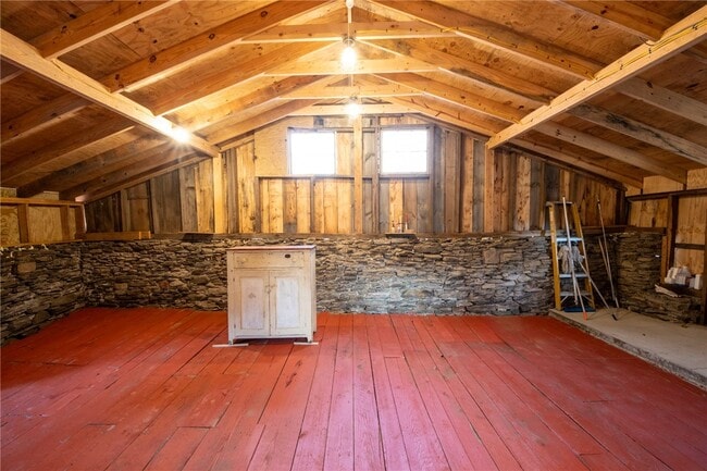 Building Photo - 345 Dorr Edson Rd