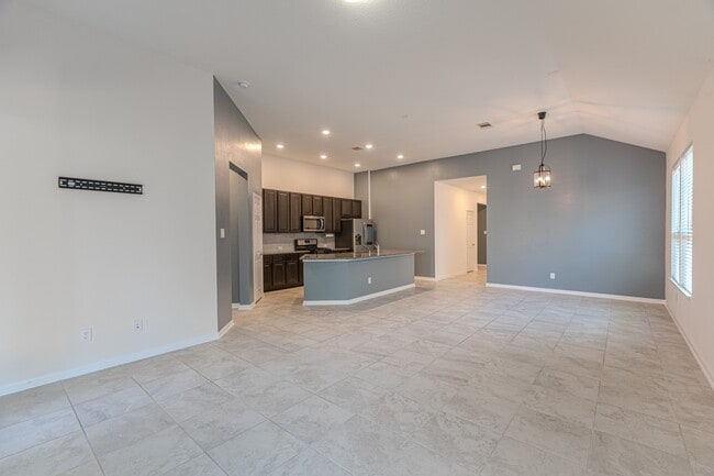 Building Photo - 2770 Cayden Crk Wy