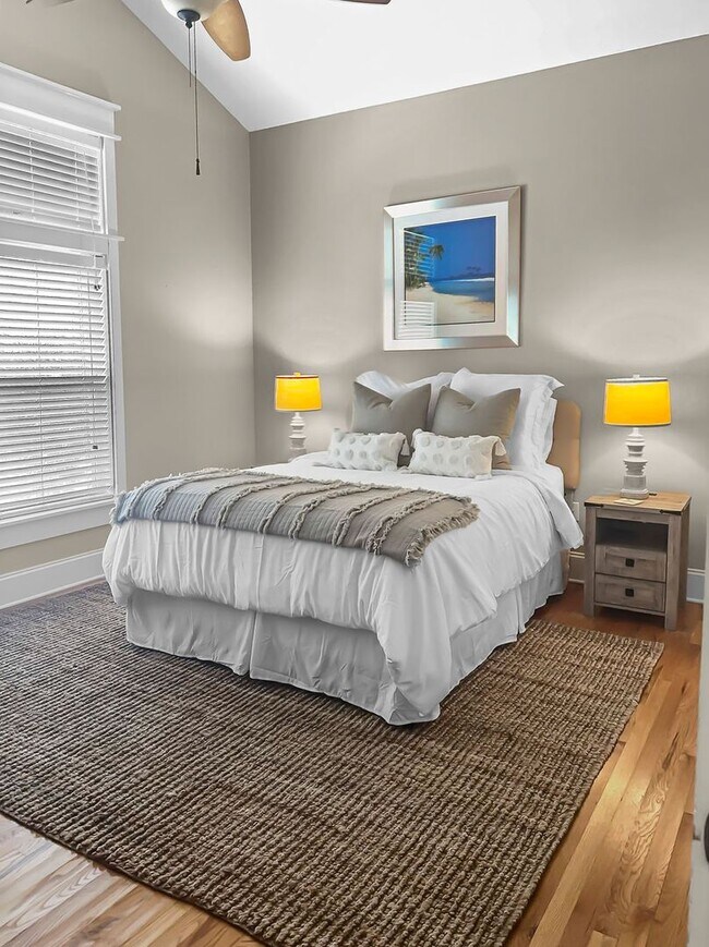 Building Photo - 50% off first months rent.  Open 3 bedroom...