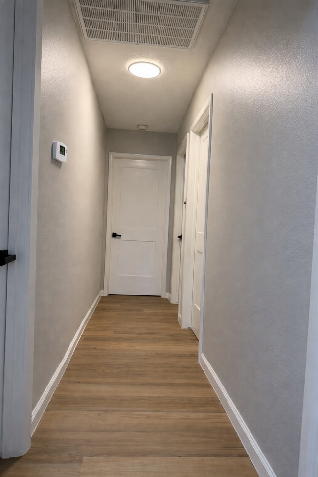 Building Photo - 1612 Jane Dr