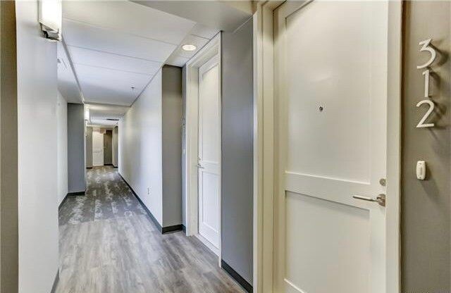 Building Photo - 1133 Metropolitan Ave